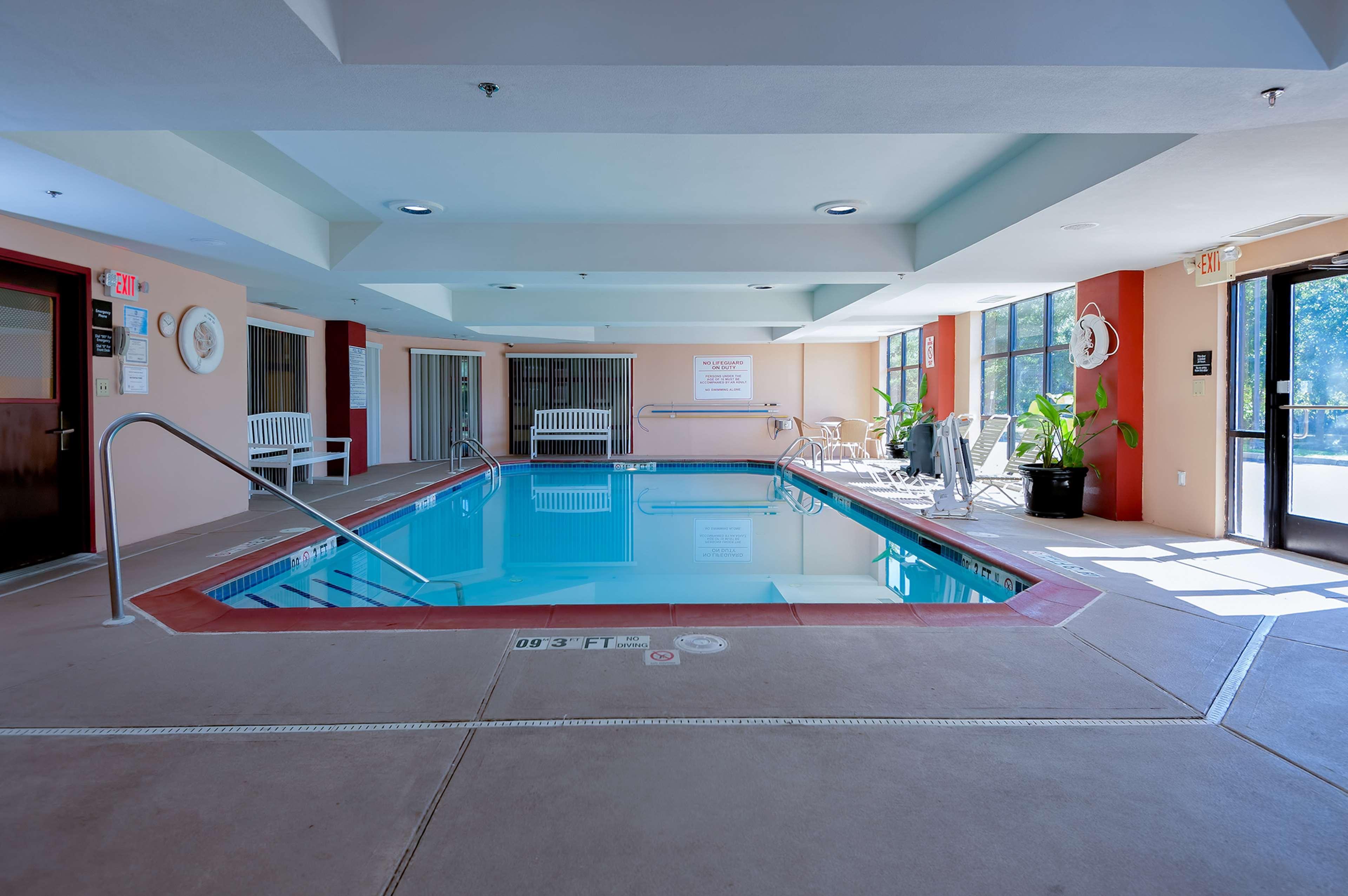 Hampton Inn East Windsor Exteriör bild
