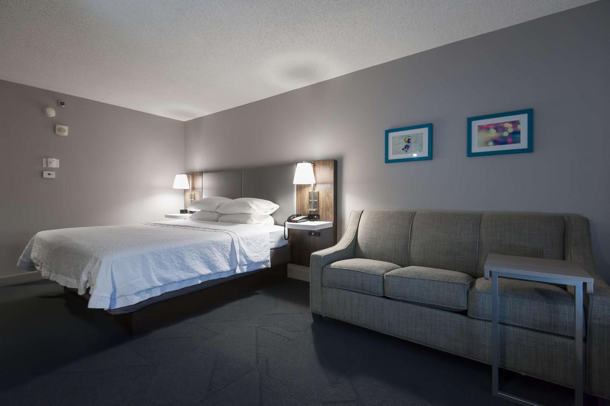 Hampton Inn East Windsor Exteriör bild